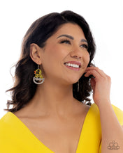 Load image into Gallery viewer, Chick Couture - yellow #E406