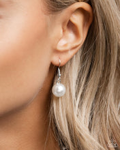 Load image into Gallery viewer, Crystal Class - White #l/o566