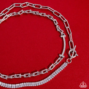 Anchored Actress - White #N628