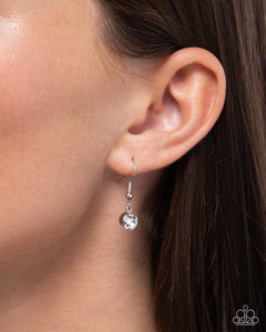 Anchored Actress - White #N628
