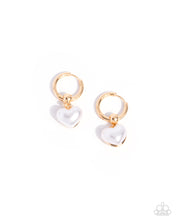Load image into Gallery viewer, Carriage Chic - Gold #E200