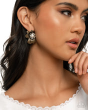 Load image into Gallery viewer, Sonata Shimmer - Brass #E823