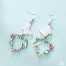 Load image into Gallery viewer, Flirty Flight - Green