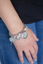 Load image into Gallery viewer, Trinket Tranquility #B205