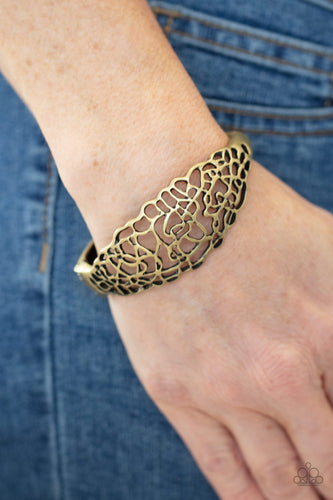 Airy Asymmetry - Brass #B007
