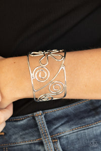Groovy Sensations - Silver #B103