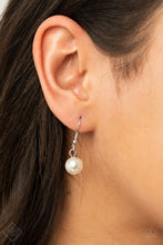 Load image into Gallery viewer, Royal Reminiscence - White #FF-19