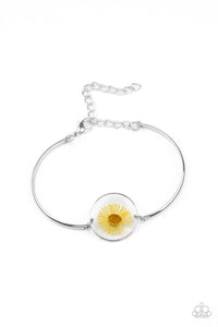 Cottage Season - Yellow #B296