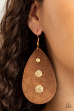 Load image into Gallery viewer, Rustic Torrent - Gold #E102