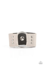 Load image into Gallery viewer, Moto Mayhem - Silver #B219