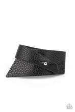 Load image into Gallery viewer, PIECE Offering - Black #B127-2