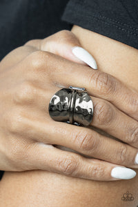 High Stakes Gleam - Black #R-1303