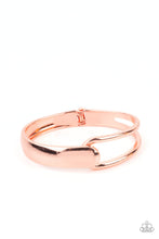 Load image into Gallery viewer, Couture-Clutcher - Copper #B030