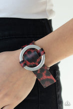 Load image into Gallery viewer, Jungle Cat Couture #B222