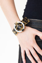 Load image into Gallery viewer, Jungle Cat Couture #B222