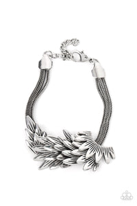 BOA and Arrow - Silver #B177