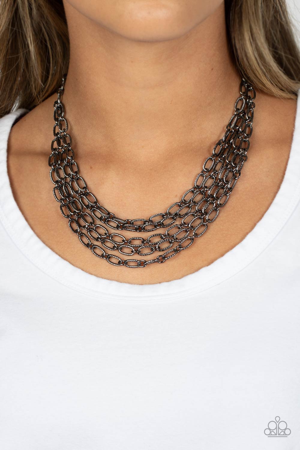 House of CHAIN - Black #N225