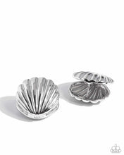 Load image into Gallery viewer, Seashell Surprise - Silver #E667