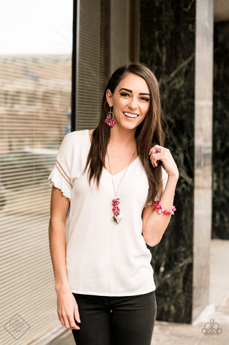GLIMPSES OF MALIBU - FEBRUARY COMPLETE TREND BLEND FASHION FIX