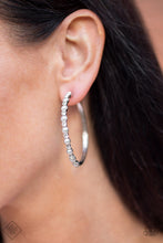 Load image into Gallery viewer, FIERCELY 5TH AVENUE - JANUARY COMPLETE TREND BLEND FASHION FIX